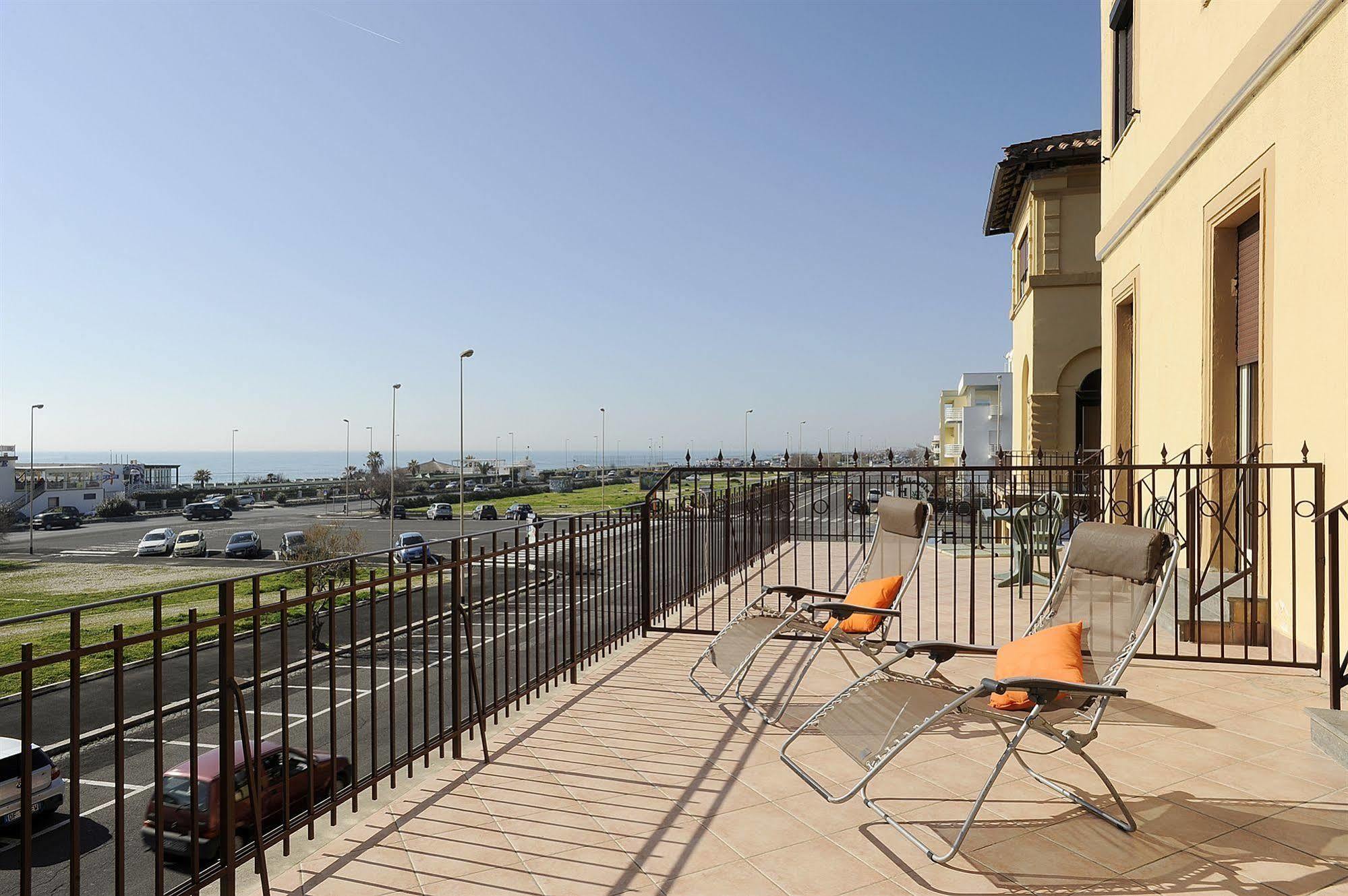 Hotel Bellavista Lido di Ostia Dış mekan fotoğraf